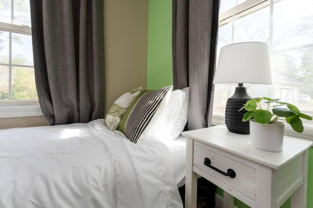Serenity Beach House In Central Ilm W/ King Bed Wilmington Exteriér fotografie